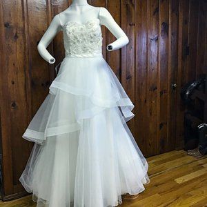 Le Chateau formal wedding gown dress white embellished beaded sheer mesh tulle